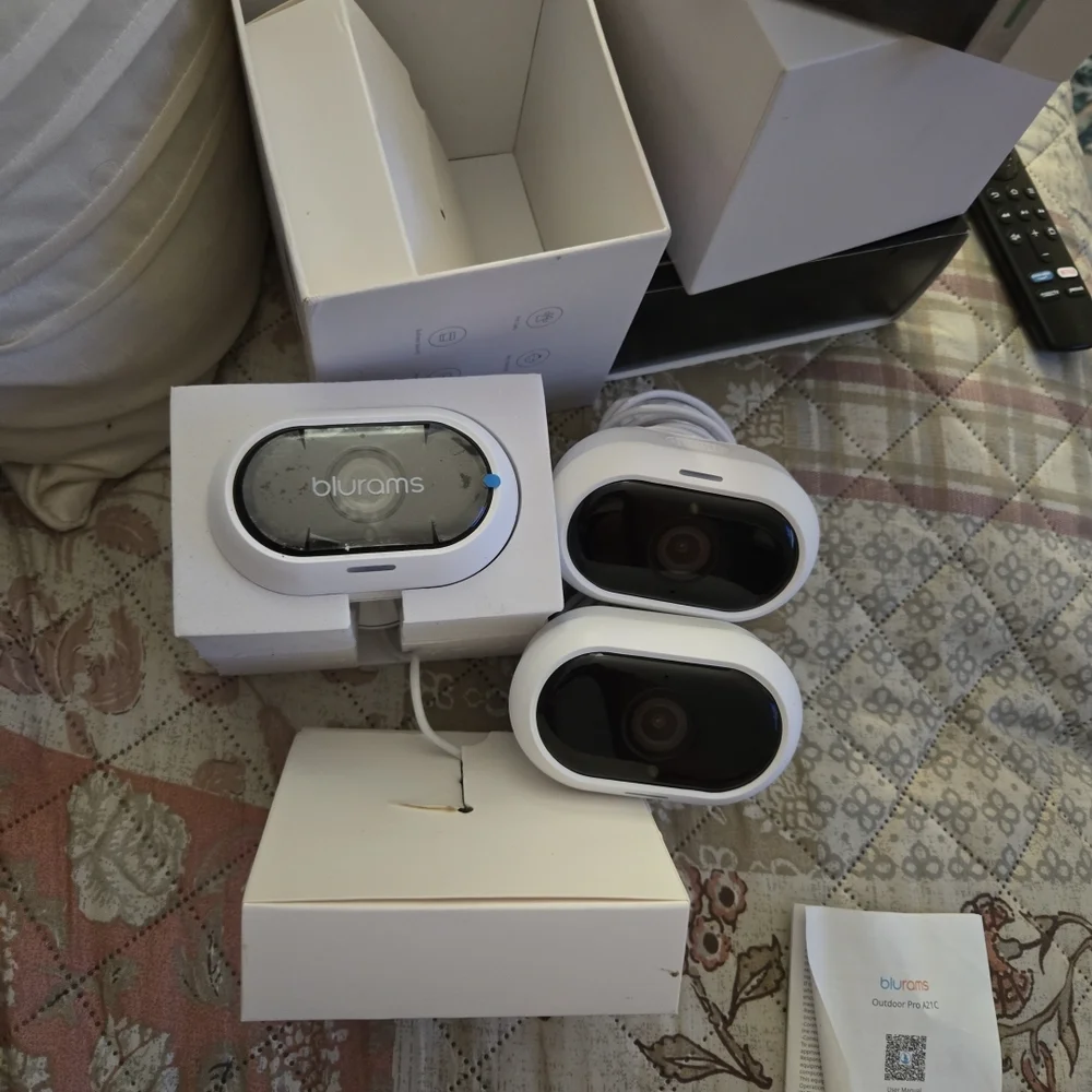 Blurma’s Smart Outdoor‎ Pro HD 1080P Security Camera Model: A21C, 3 Cameras